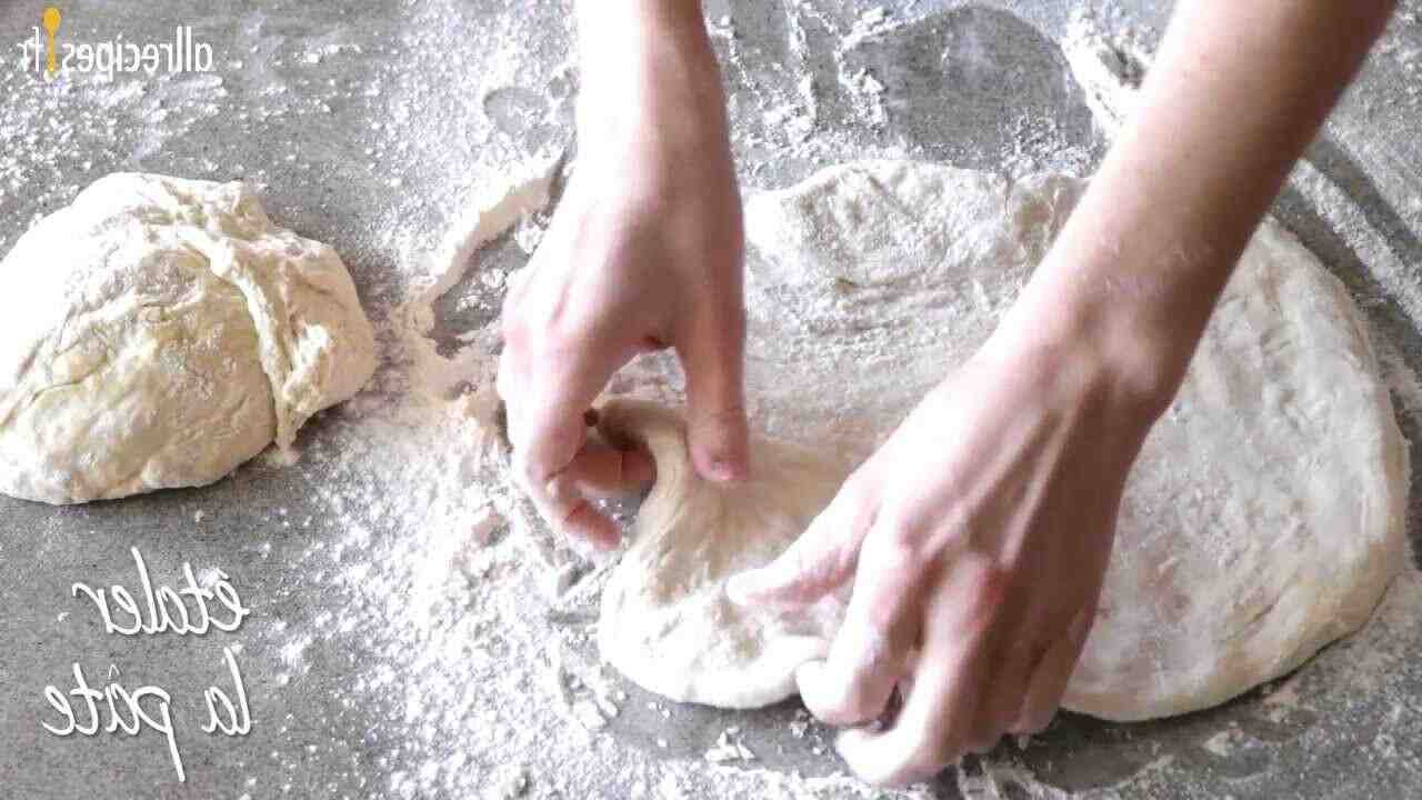 Comment faire de la pâte à pizza Marmiton?
