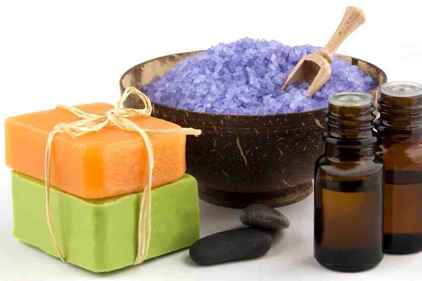 Quels sont les ingrédients pour fabriquer du savon?